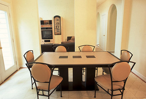 Custom Table